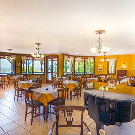 Roxani 3* Maroneia (Rhodope)