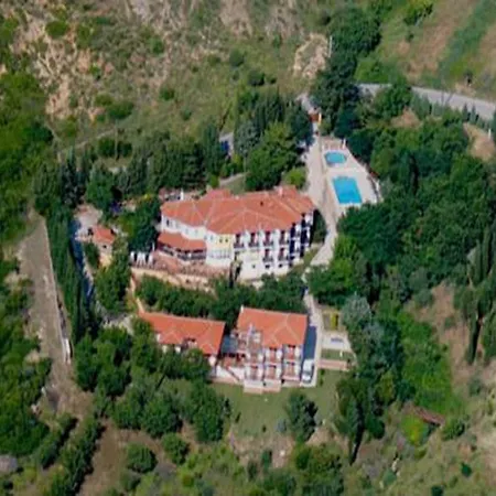 Roxani Hotel 3*