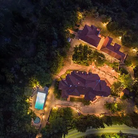 Hotel Roxani 3*