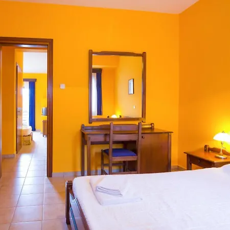 Hotel Roxani 3*