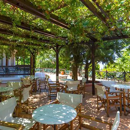 Hotel Roxani 3*