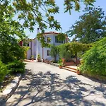 Roxani 3* Maroneia (Crete)