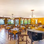 Roxani 3* Maroneia (Crete)