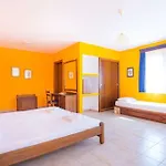 Roxani Otel 3*